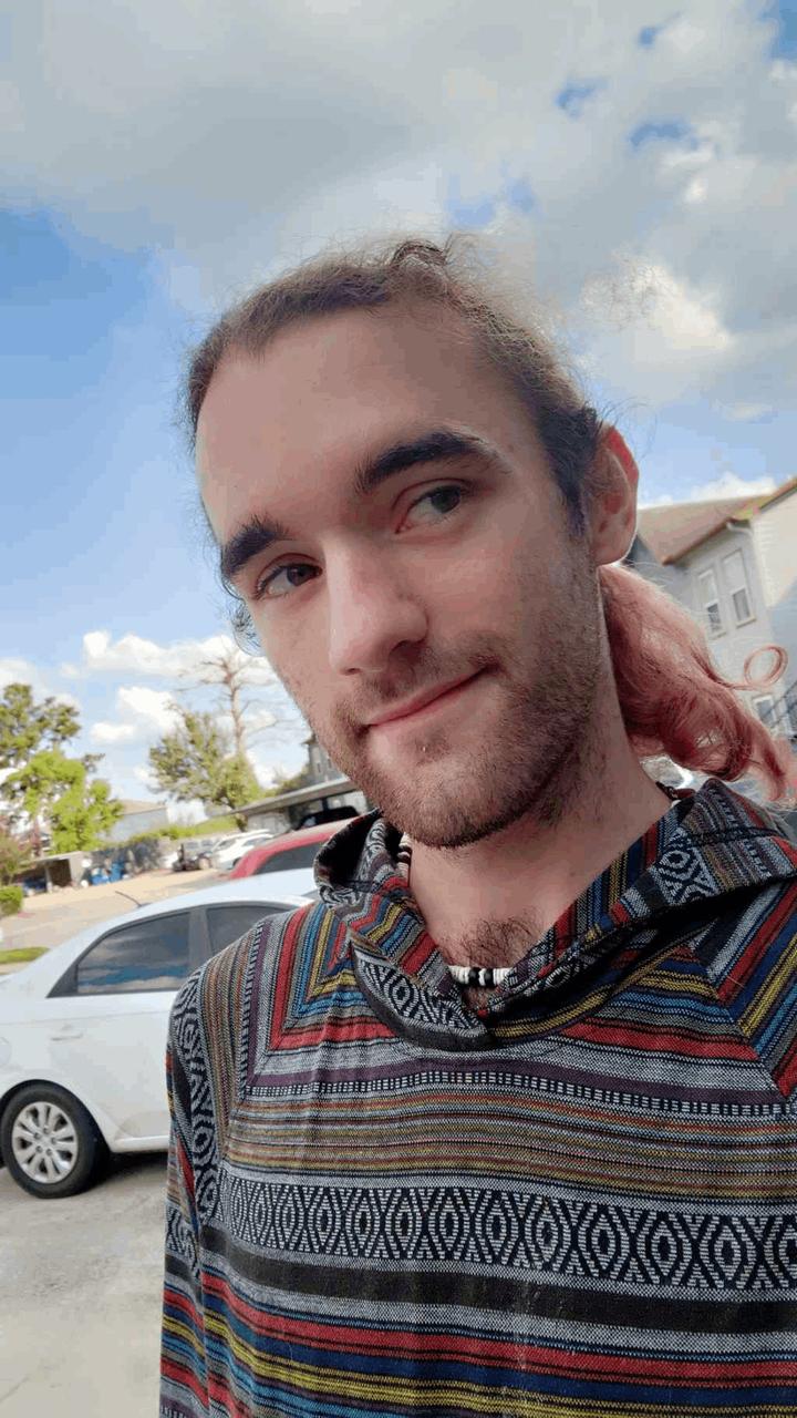 Profile photo 6 of 7