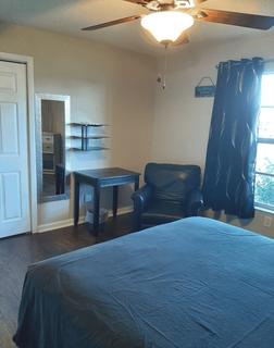 Room for rent in Cape Coral, FL $875, house