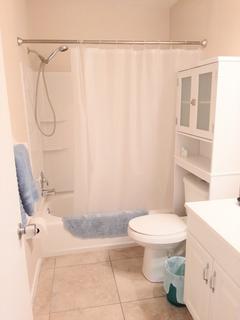 Room for rent in Cape Coral, FL $875, house