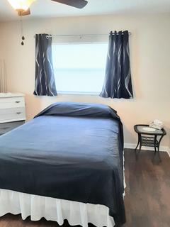 Room for rent in Cape Coral, FL $875, house