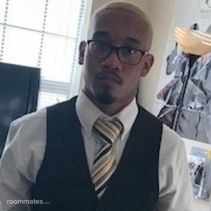 Roommate looking Newark, NJ, $1400