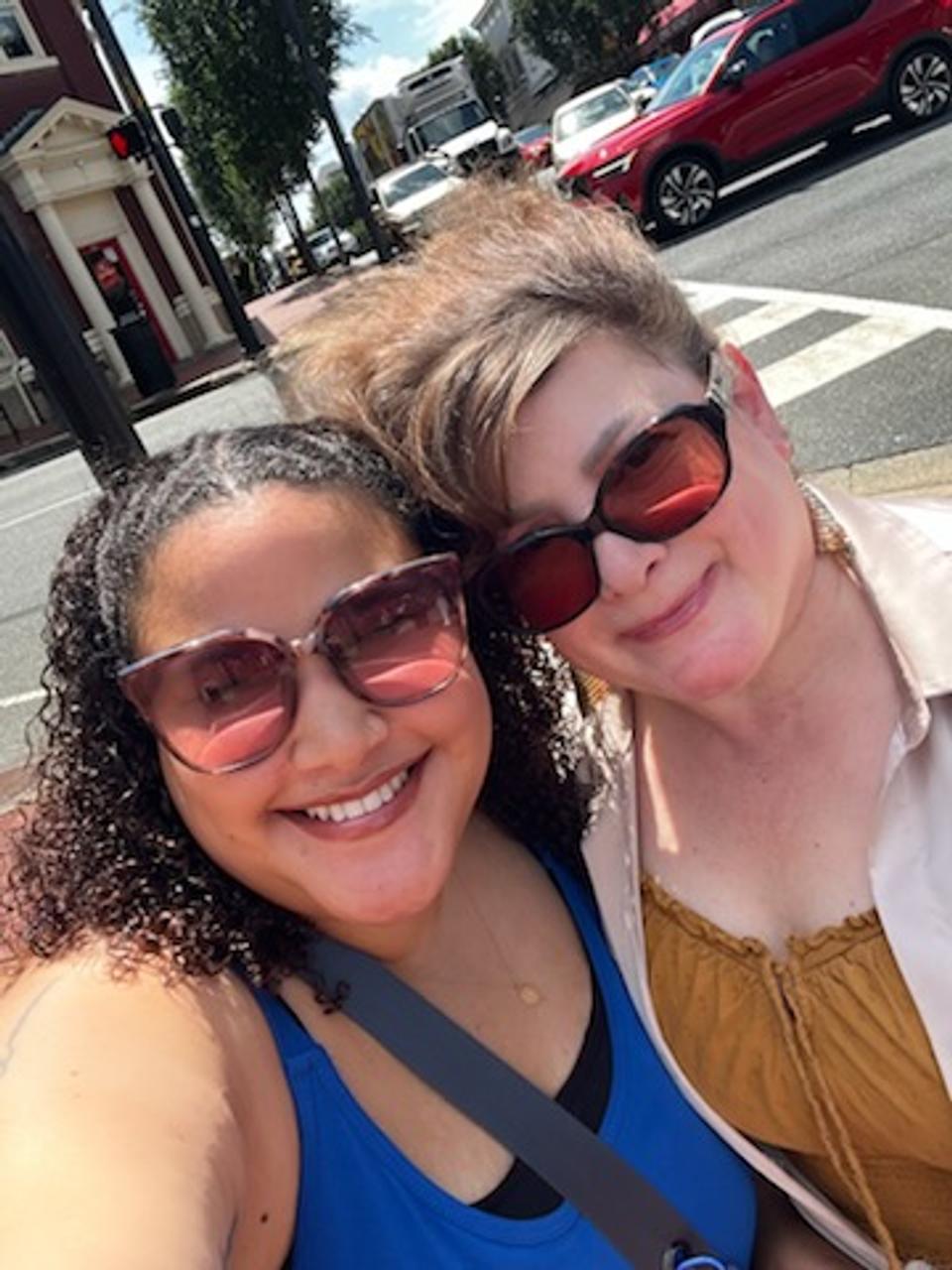 Profile photo 11 of 14