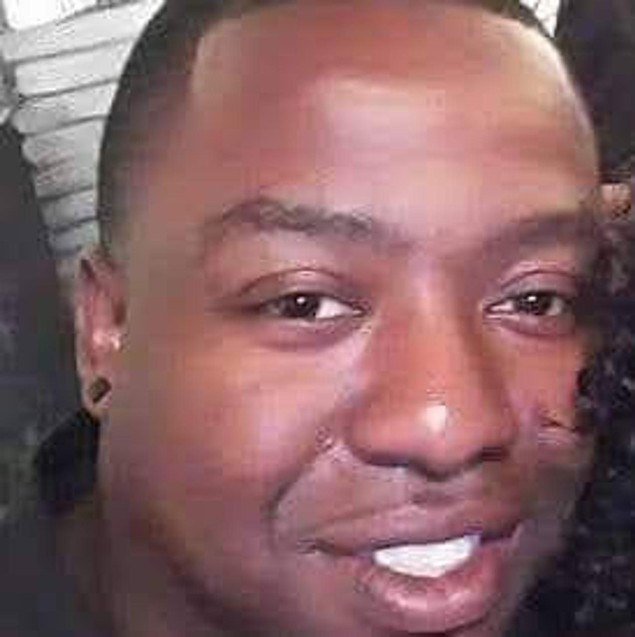 Profile photo 10 of 15