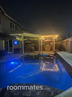 Room for rent in Fontana, CA $900, house