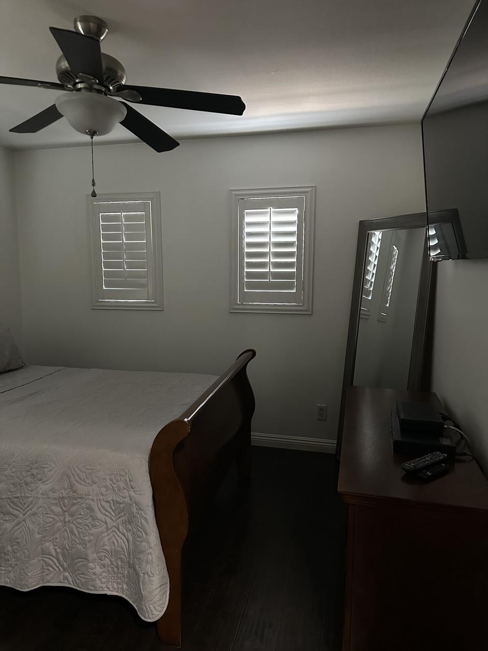 Profile photo 1 of 11