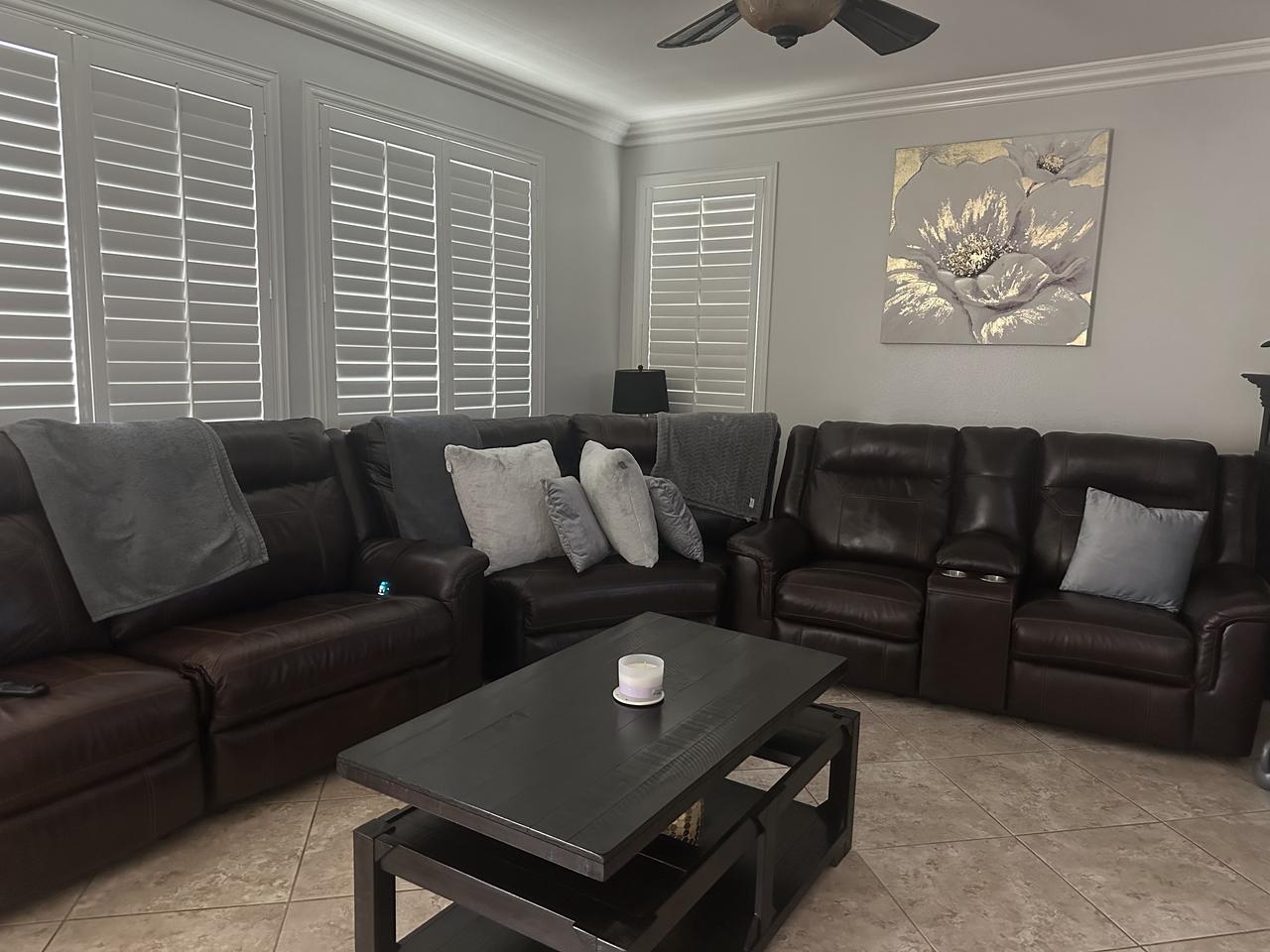 Profile photo 3 of 11