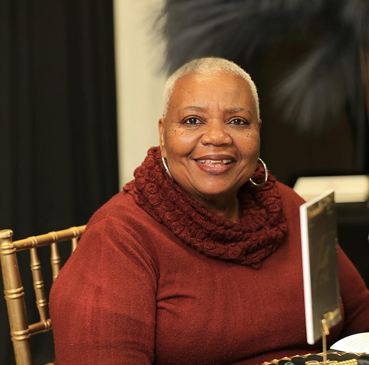 Profile photo 1 of 2