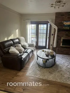 Room for rent in Livonia, MI $750, house