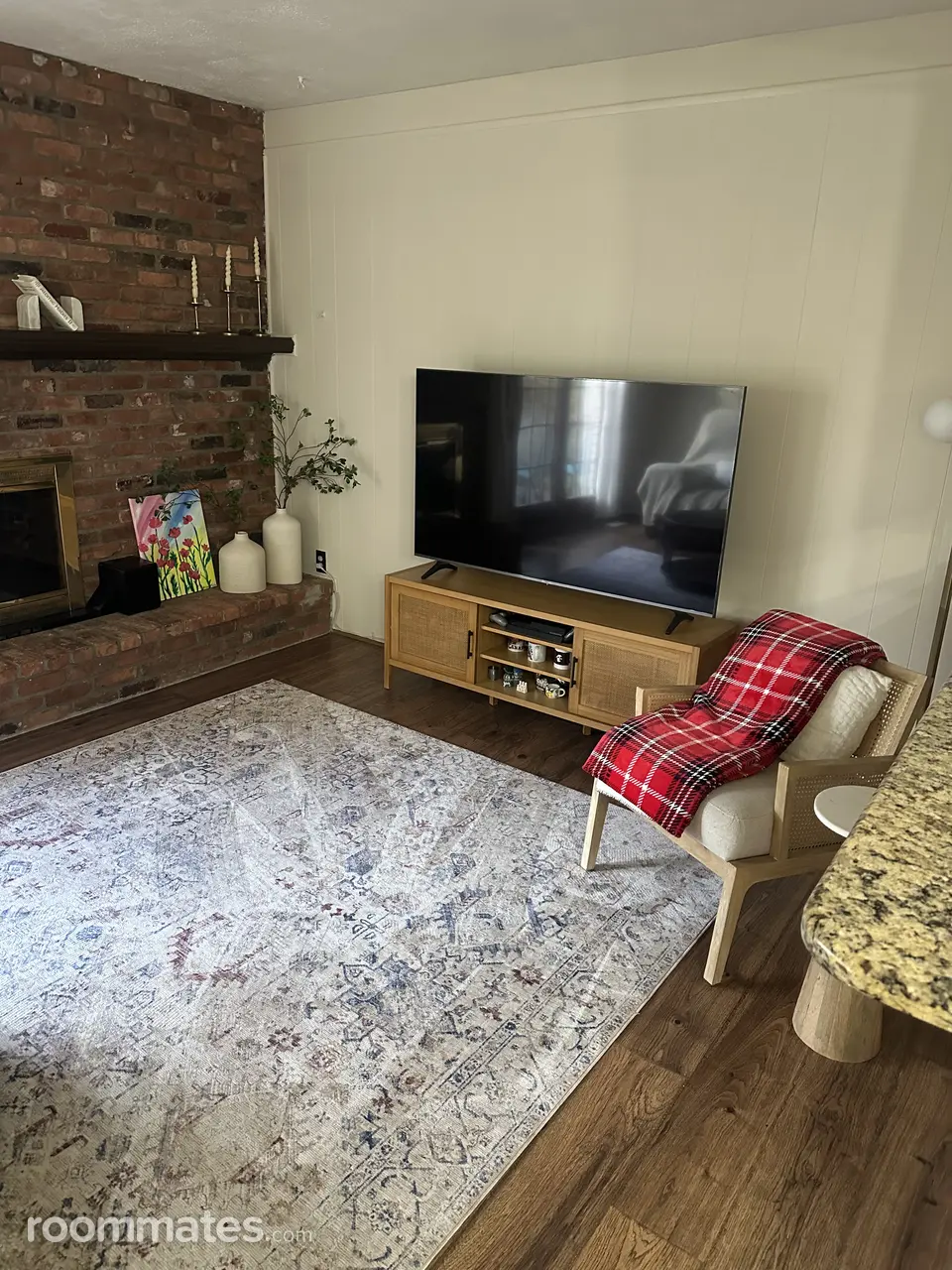 Profile photo 3 of 9