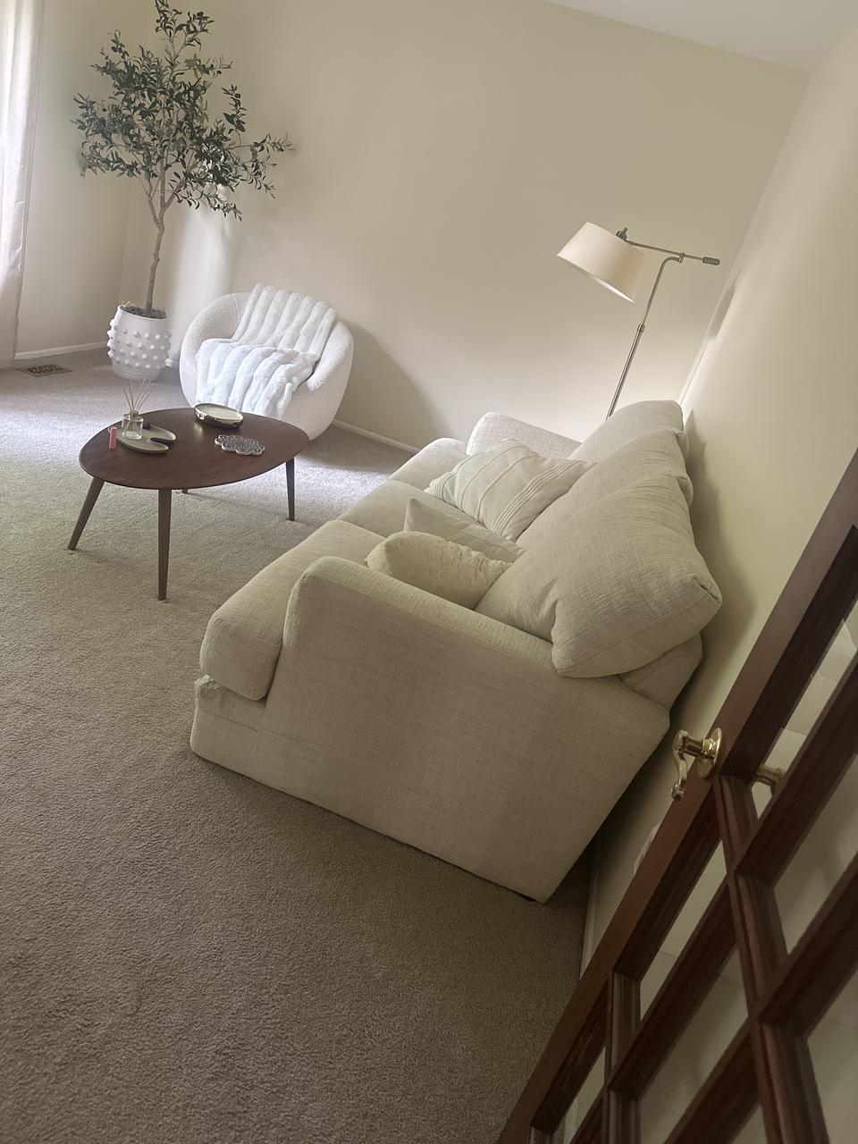 Profile photo 1 of 9