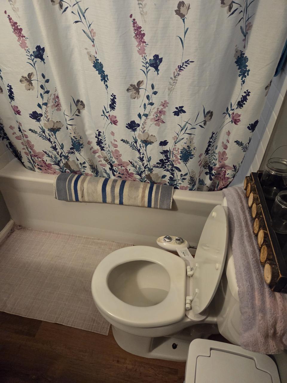 Profile photo 7 of 11