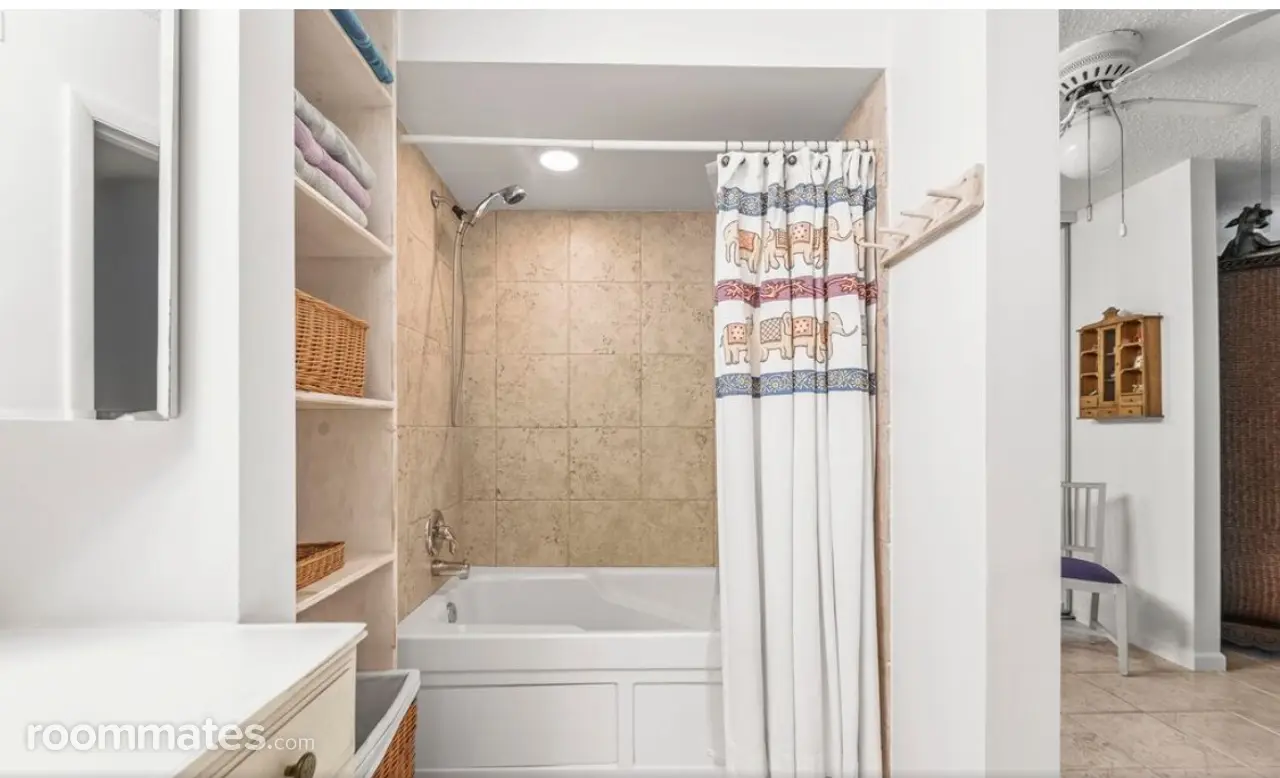 Profile photo 5 of 11