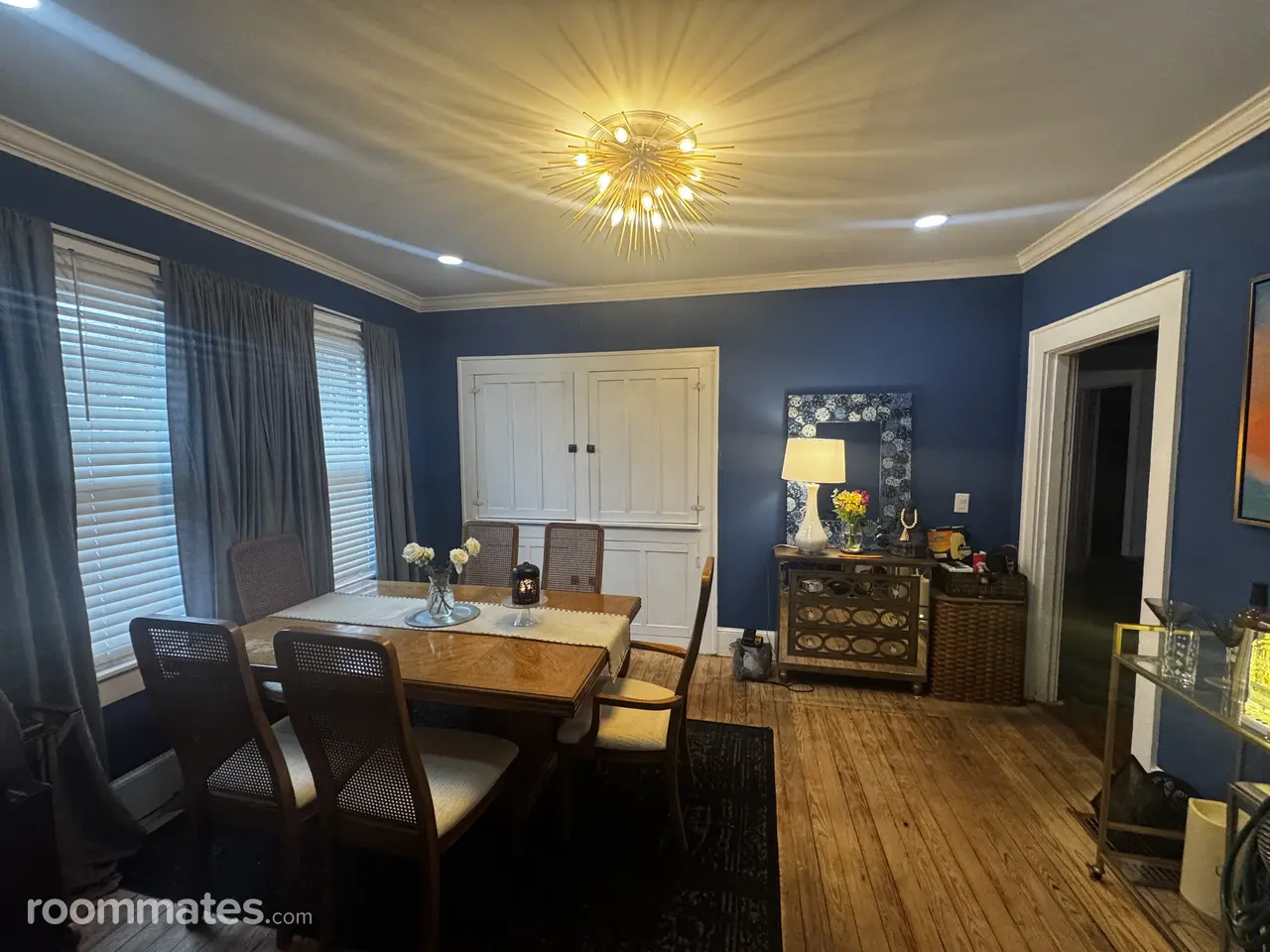 Profile photo 9 of 14