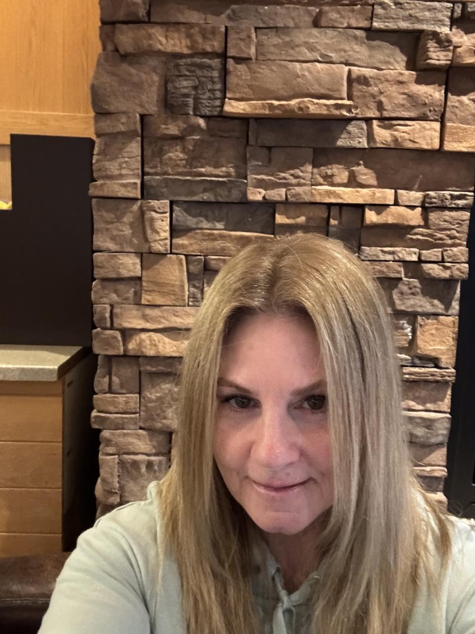 Profile photo 8 of 8