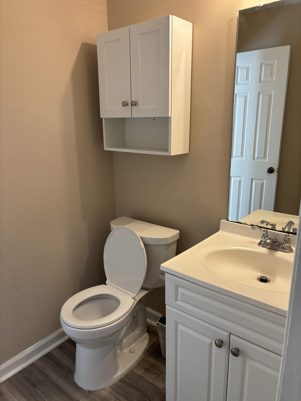 Profile photo 5 of 8