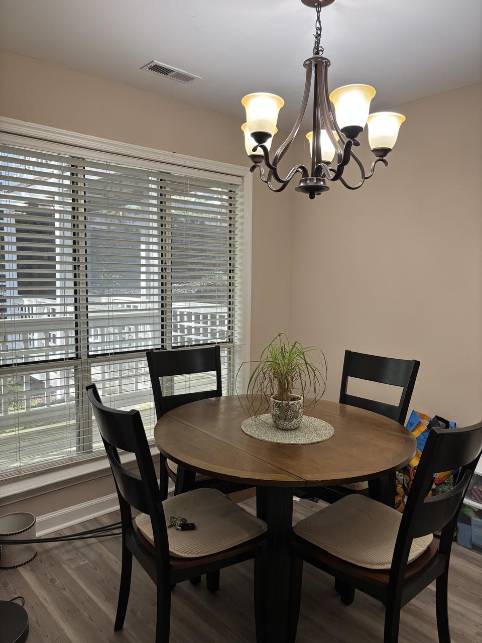 Profile photo 3 of 8