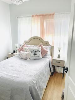 Room for rent in Gainesville, VA $1050, condo