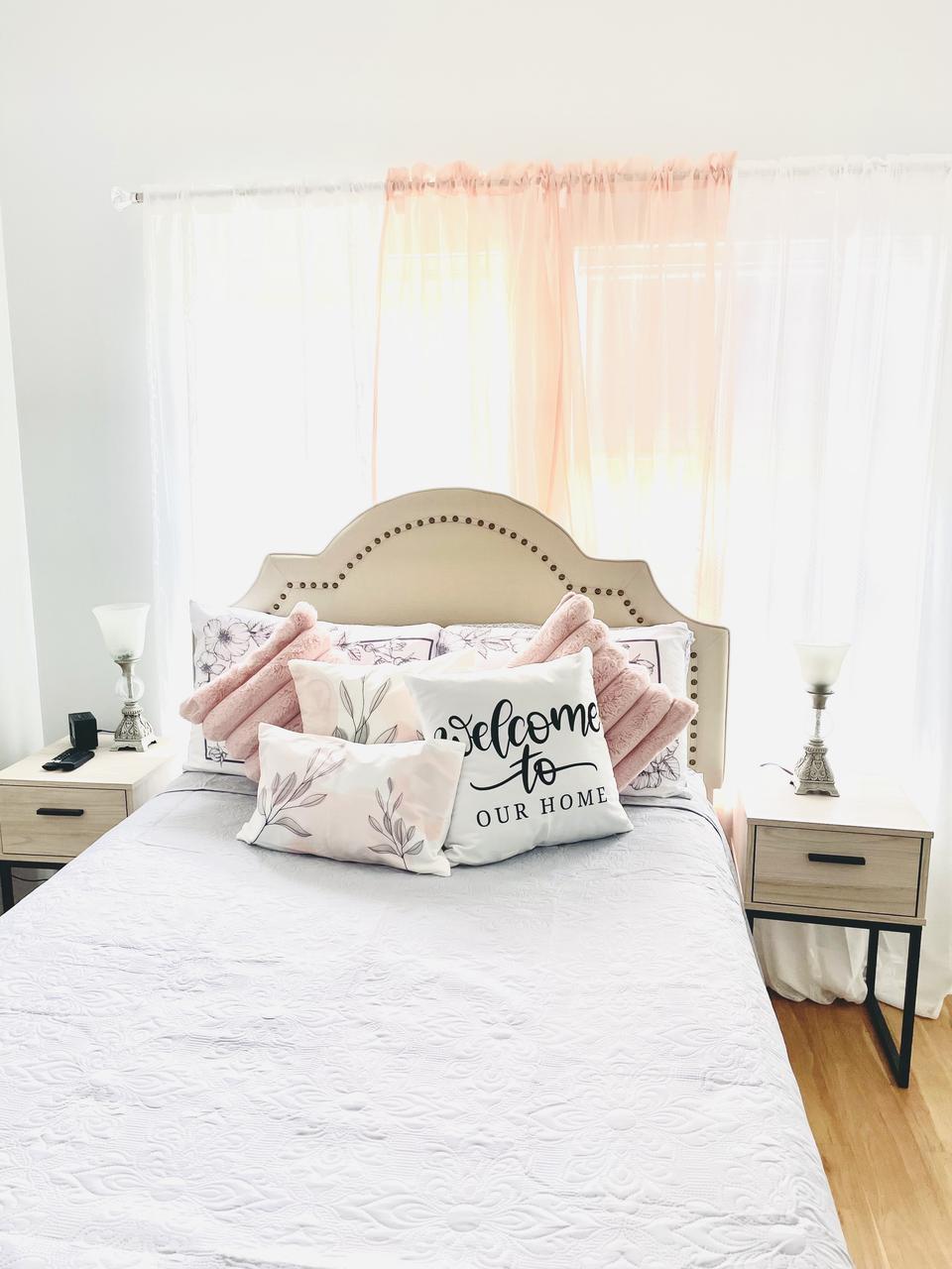 Profile photo 1 of 9