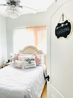 Room for rent in Gainesville, VA $1050, condo