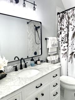 Room for rent in Gainesville, VA $1050, condo