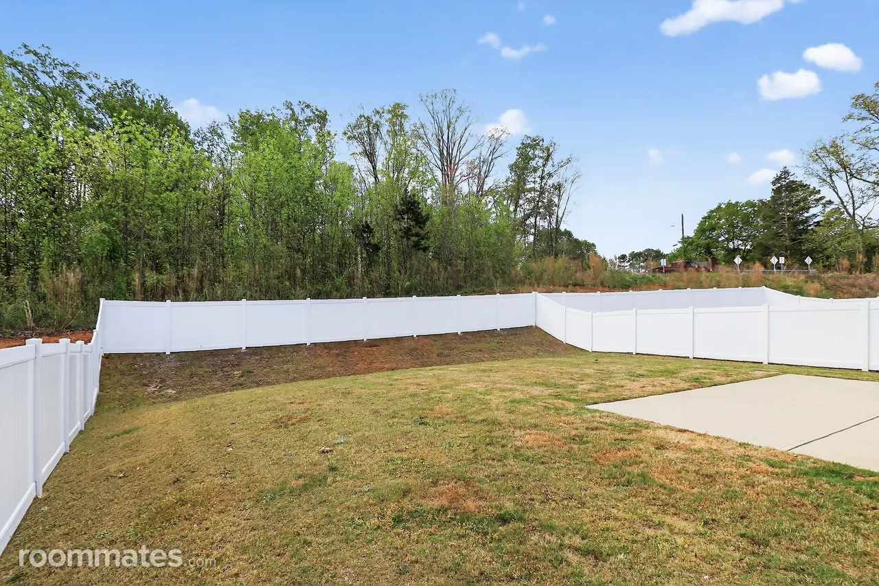 Profile photo 9 of 11