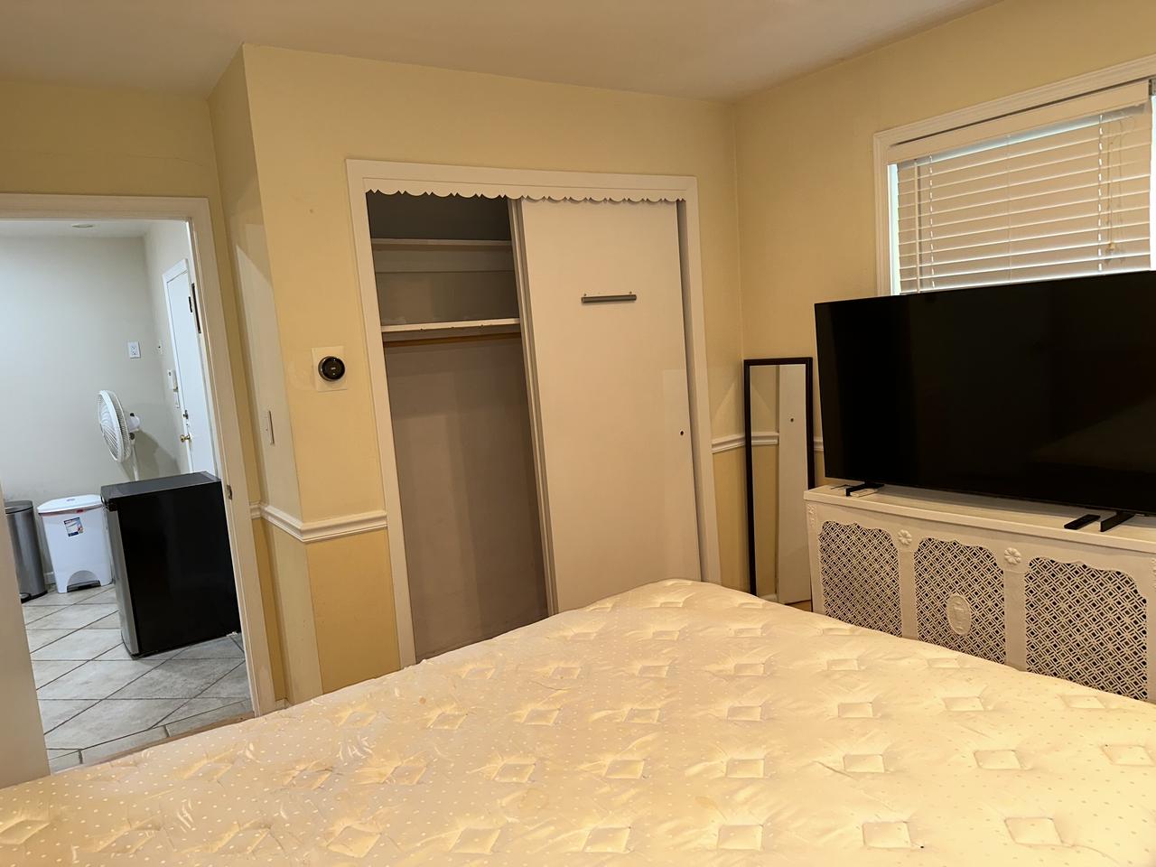 Profile photo 6 of 10