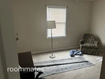 Room for rent in Toms River, NJ $1000, house