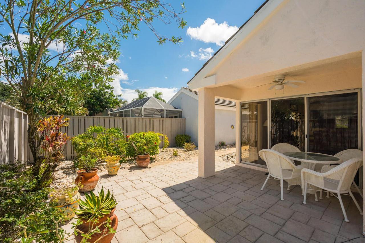 Profile photo 4 of 7