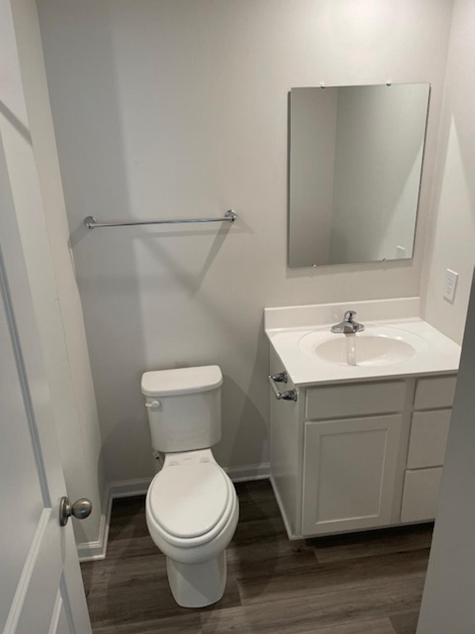 Profile photo 7 of 11