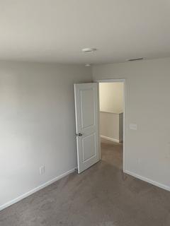 Room for rent in Pendleton, SC $600, house