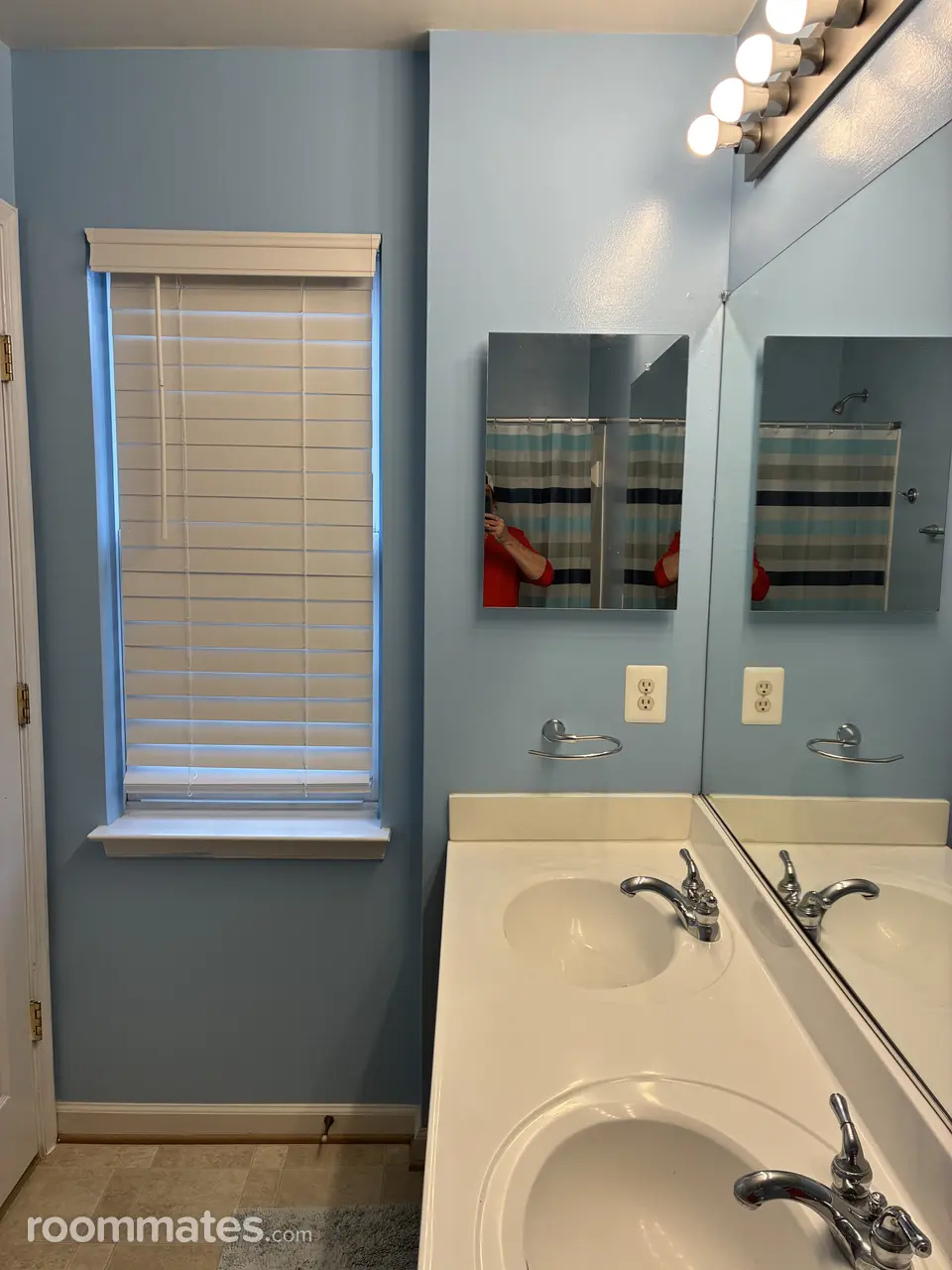 Profile photo 6 of 15