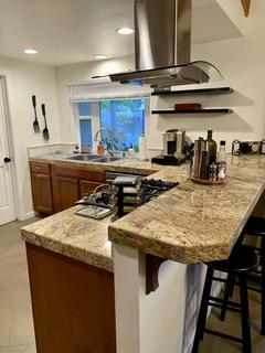 Room for rent in Thousand Oaks, CA $1200, house