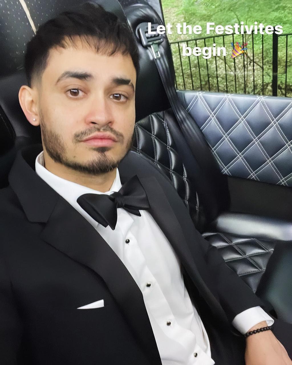 Profile photo 4 of 4