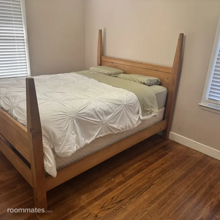 Room for rent in Raleigh, NC $800, house