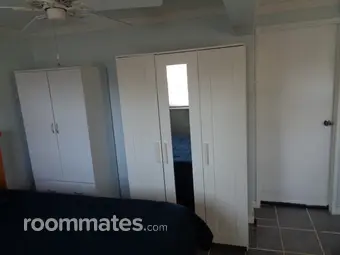 Room for rent in Amityville, NY $1000, house