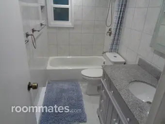 Room for rent in Amityville, NY $1160, house