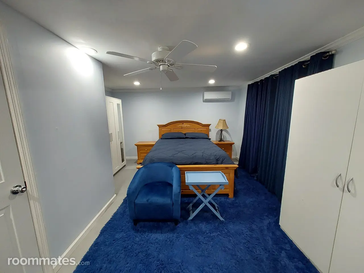 Profile photo 13 of 15