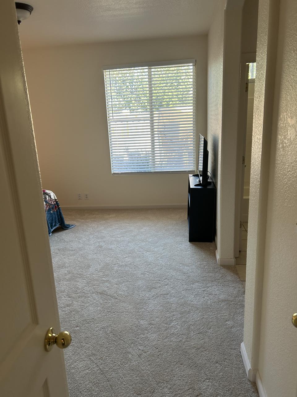 Profile photo 3 of 10