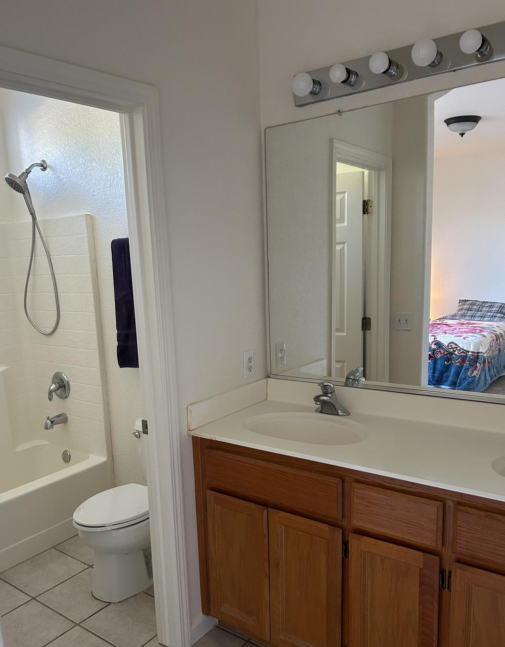 Profile photo 8 of 10