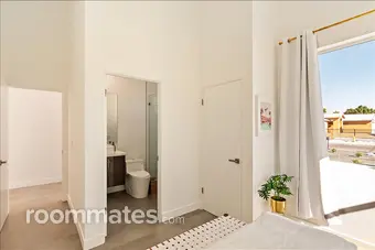 Room for rent in Desert Hot Springs, CA $1200, house