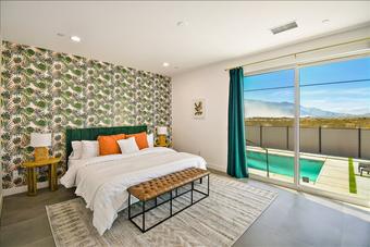 Room for rent in Desert Hot Springs, CA $1300, house