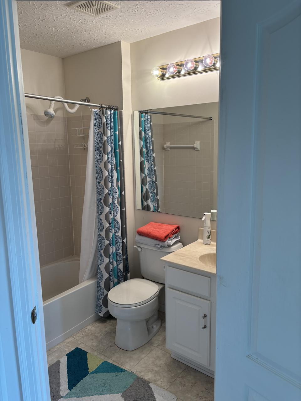 Profile photo 9 of 15