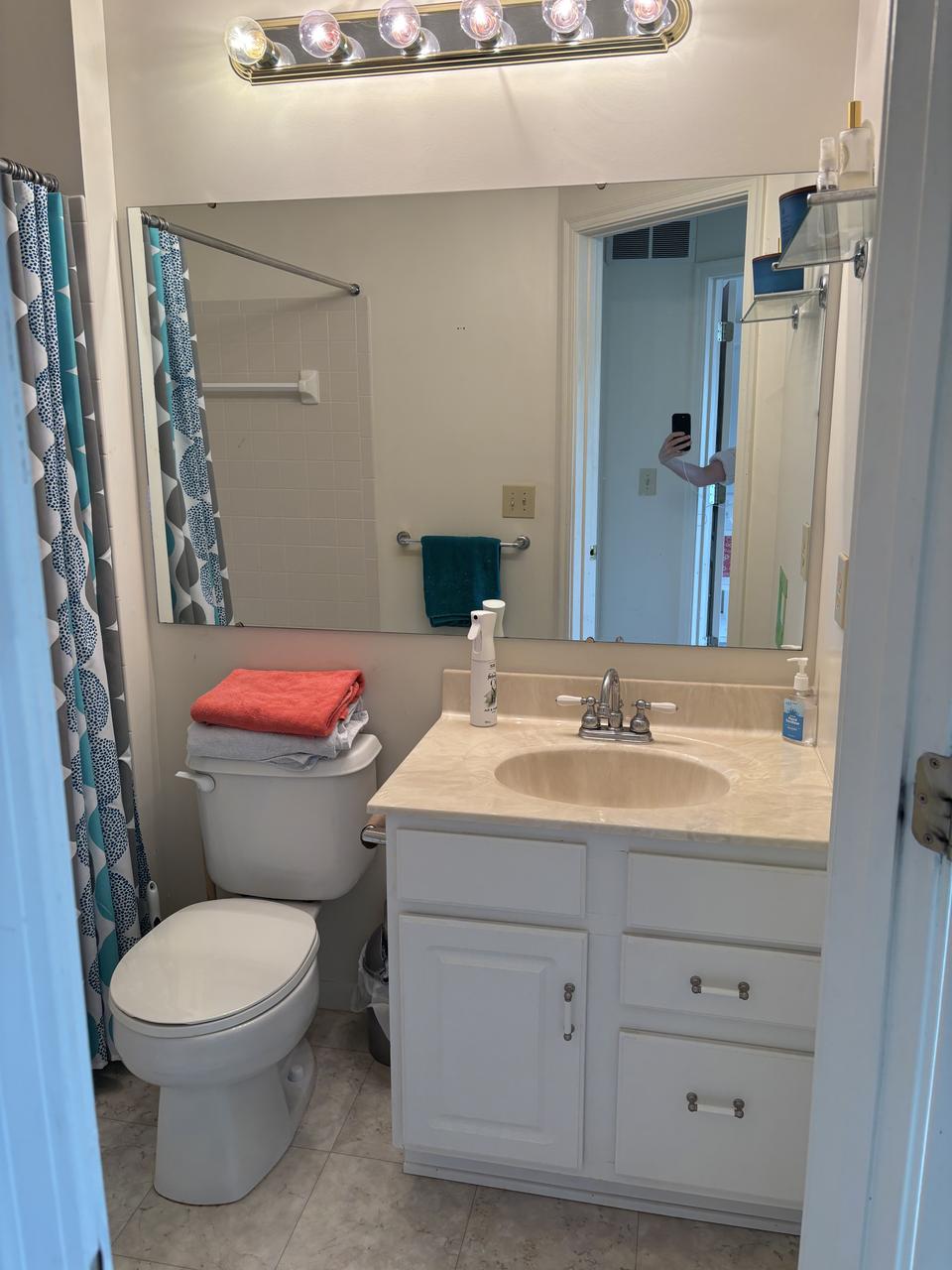 Profile photo 8 of 15