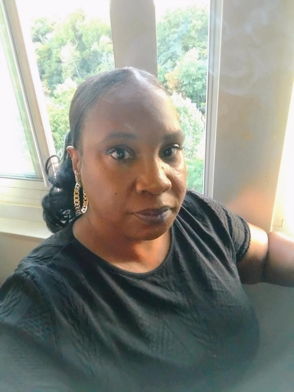 Profile photo 5 of 8