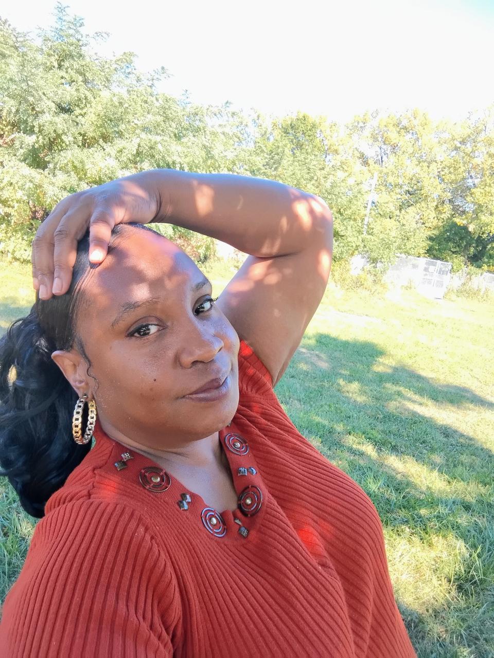 Profile photo 6 of 8