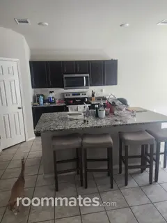 Room for rent in Killeen, TX $800, house