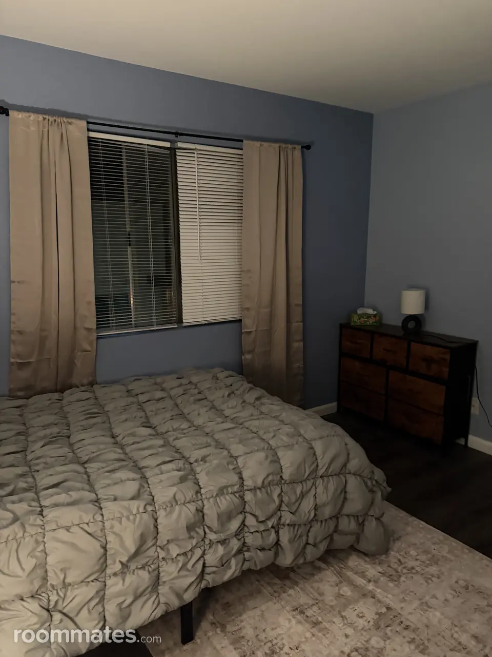 Profile photo 1 of 7