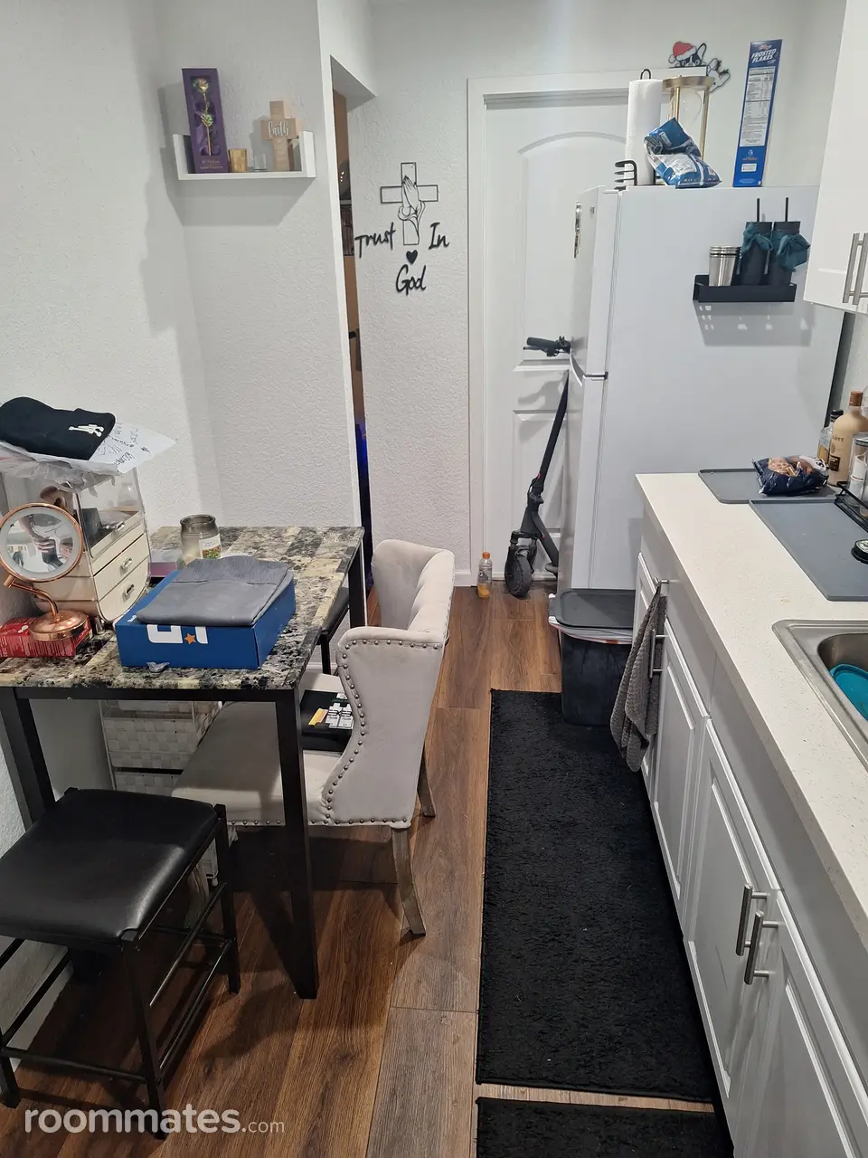 Profile photo 9 of 21