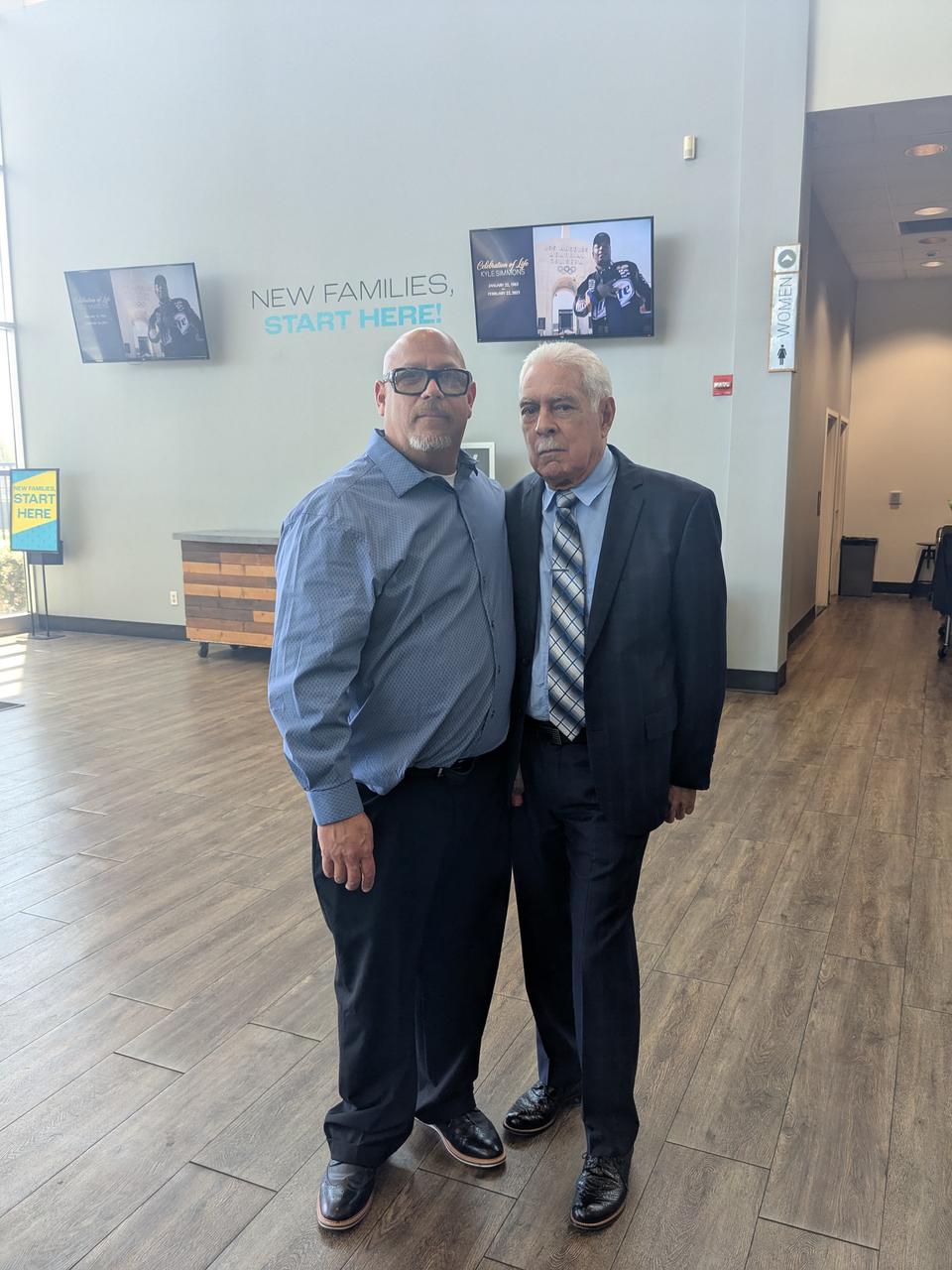 Profile photo 6 of 6