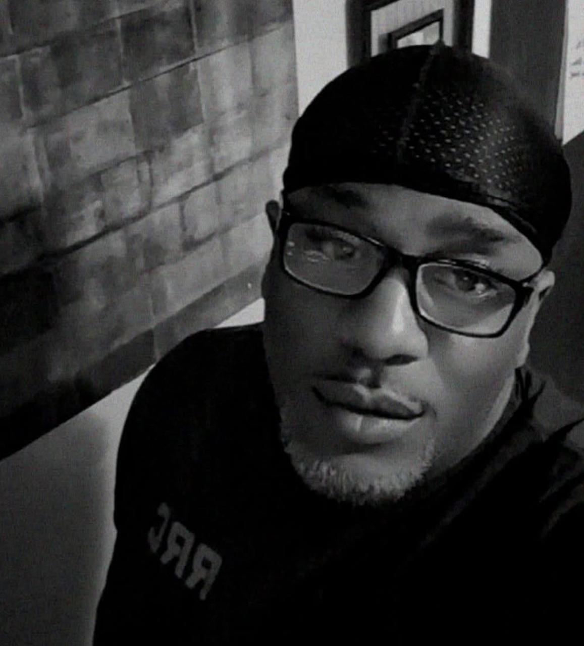 Profile photo 8 of 8